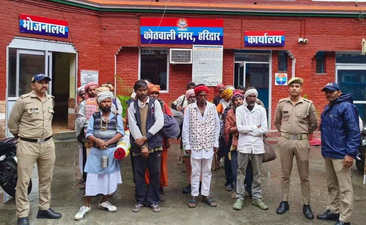 हरकी पैड़ी पर श्रद्धालुओं को परेशान करने के आरोप में 31 लोग गिरफ्तार