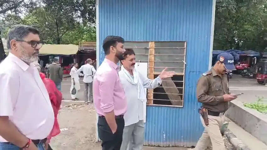 कुंभ 2027 से पहले वेंडिंग जोन को लेकर नगर निगम सख्त, अतिक्रमण पर चेतावनी
