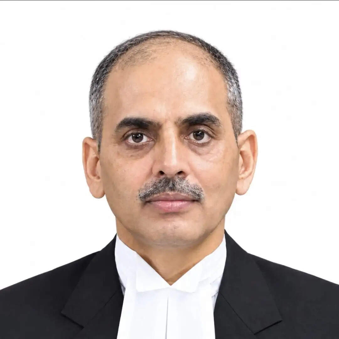 शिमला के दिनेश भट्ट दिल्ली हाईकोर्ट में जज बने