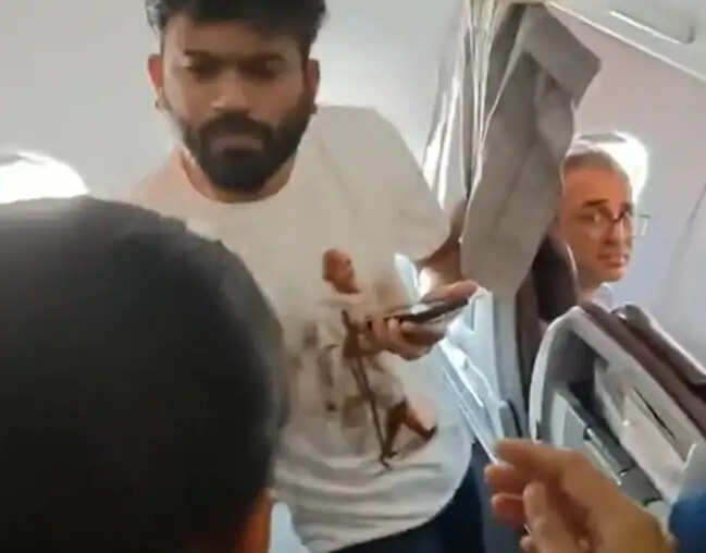 रिहाई के बाद दिपके अपने घर महाराष्ट्र रवाना, सौरभ-रांका करेंगे प्रेसवार्ता