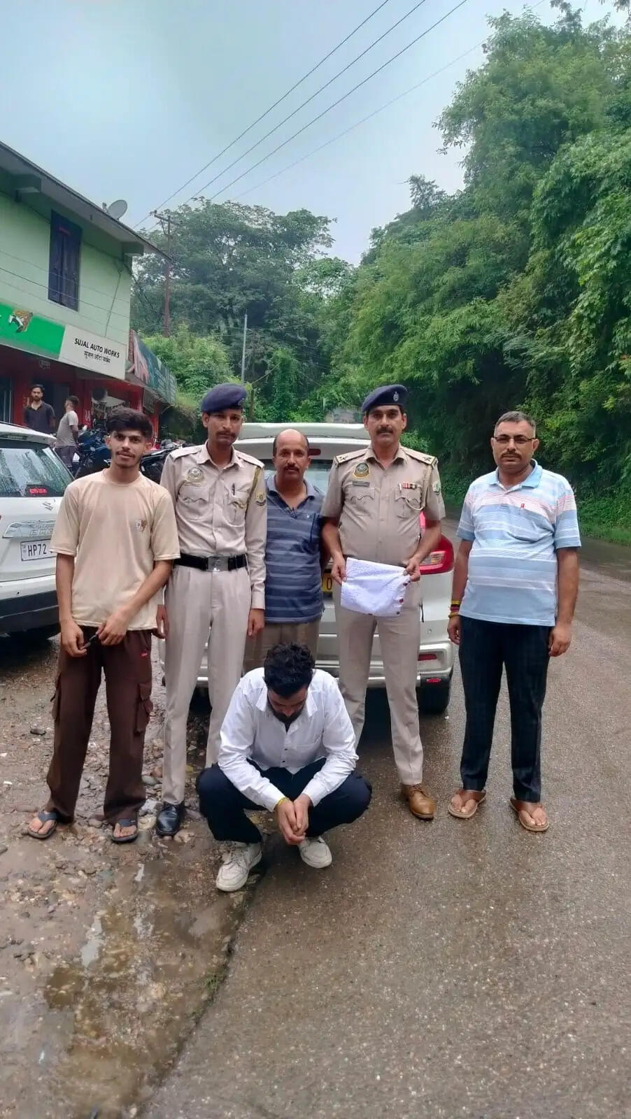 लंबागांव में टैक्सी चालक से 7 ग्राम चिट्टा बरामद, आरोपी गिरफ्तार
