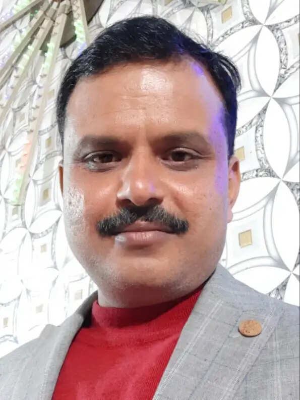 नरेन्द्र भारद्वाज आइजेयू के राष्ट्रीय सचिव निर्वाचित, मथुरा के पत्रकारों में हर्ष