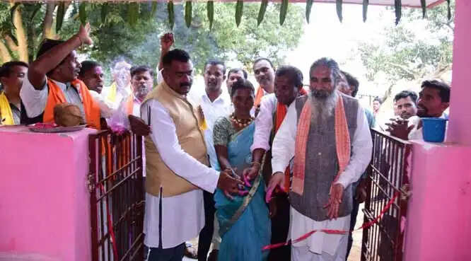 सांसद व विधायक ने किया अटल डिजिटल सेवा केंद्र भवन का लोकार्पण, महतारी सदन भवन का भूमिपूजन