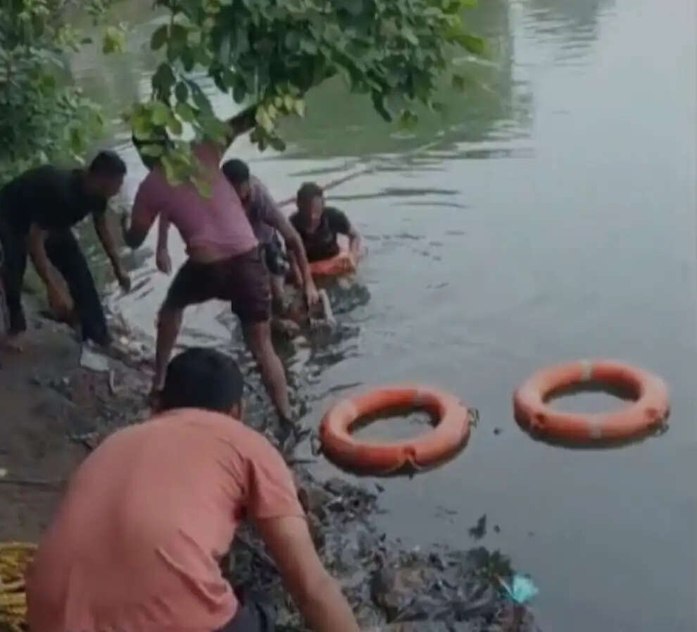 तालाब में डूबने से दो बच्चों की मौत