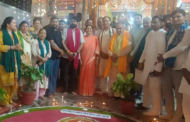 सोनीपत में आशीर्वाद का दीया जलाकर लिया सेवा का संकल्प