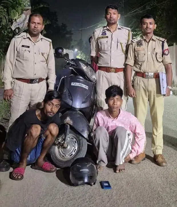 गुवाहाटी में पुलिस एनकाउंटर, दो चोर घायल