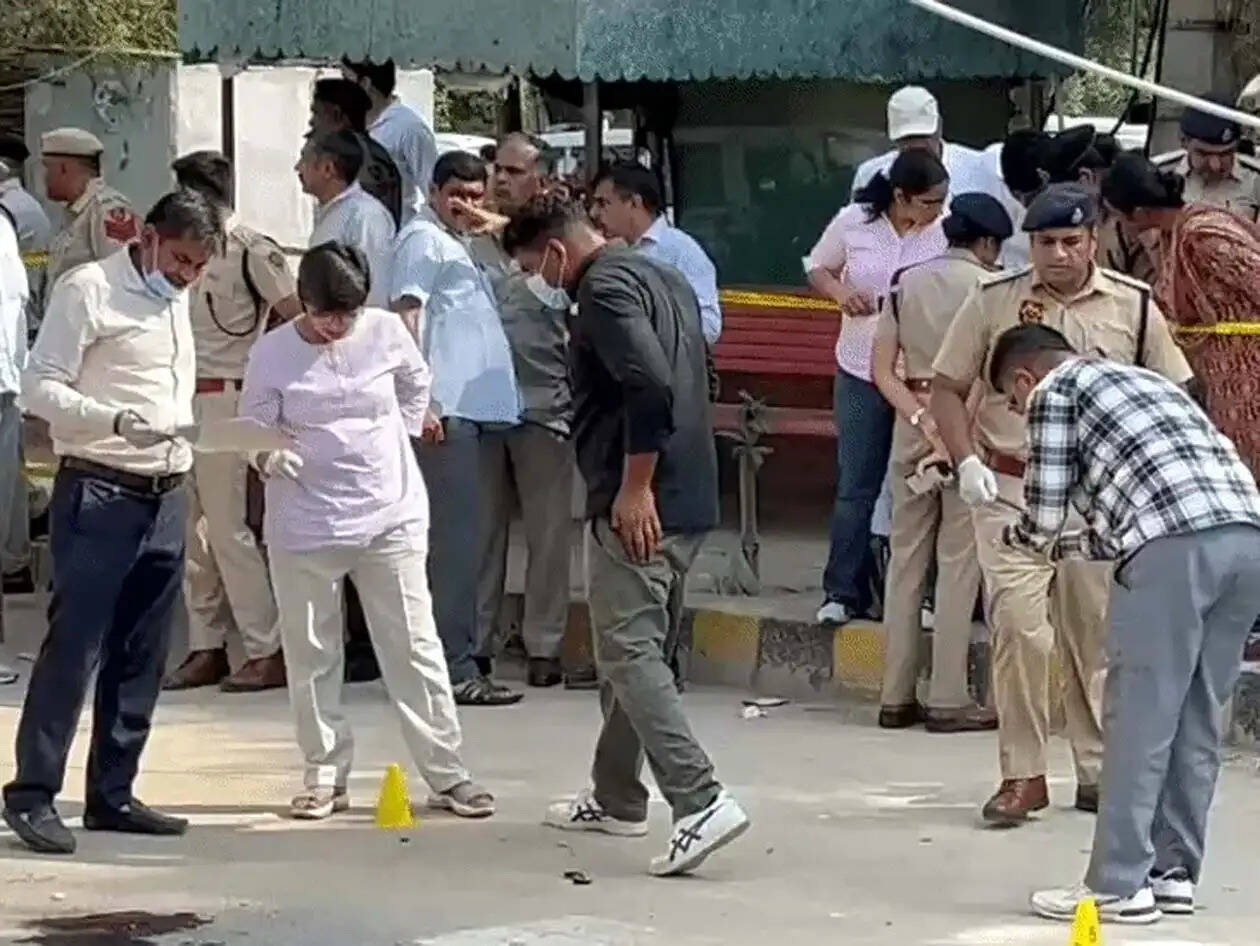 हिसार कोर्ट से बरी हुआ, बाहर निकलते ही गोलियों से भून दिया गया विनोद काणा