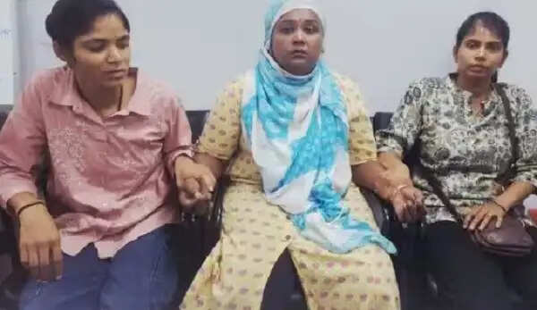 इंदौर: संबल योजना की सहायता राशि दिलाने के नाम पर वार्ड प्रभारी पांच हजार रुपये लेते गिरफ्तार