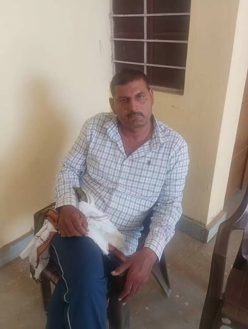 पटवारी एक हजार रुपये की रिश्वत लेते गिरफ्तार