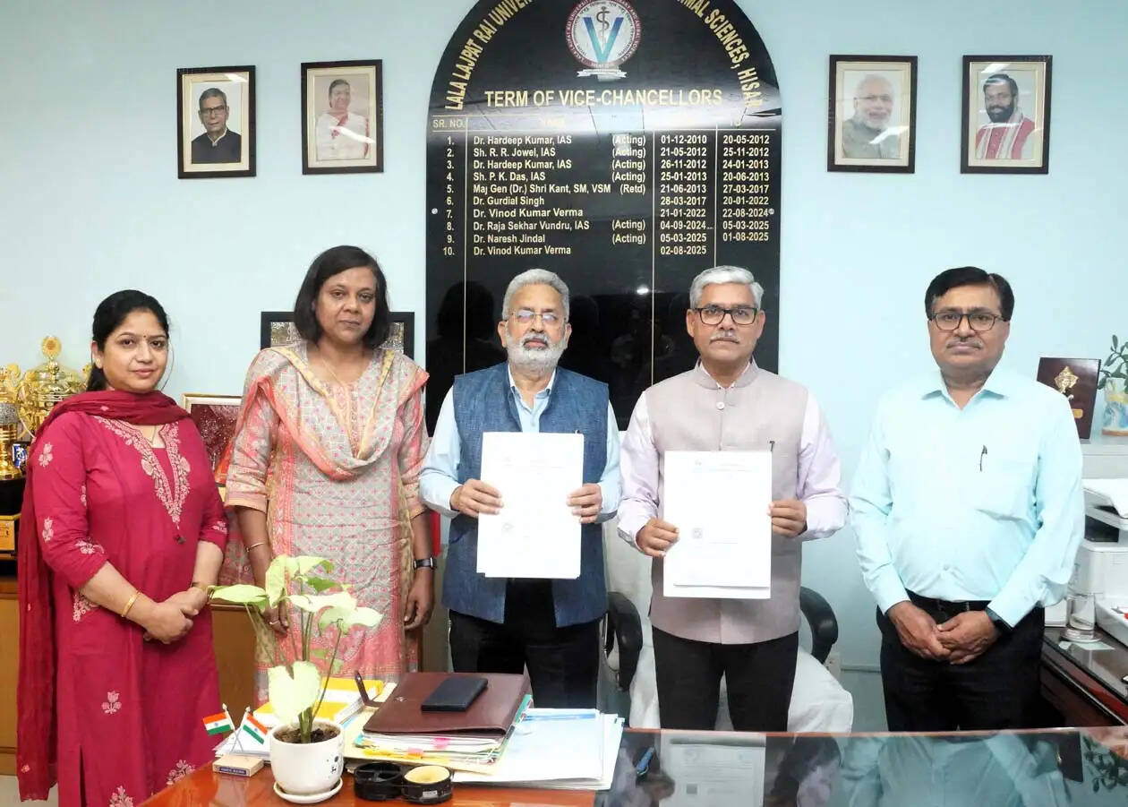 एमओयू विश्वविद्यालय में विकसित शोध एवं तकनीकों को उद्योग से जोड़ने की दिशा में एक महत्वपूर्ण कदम : प्रो. विनोद वर्मा