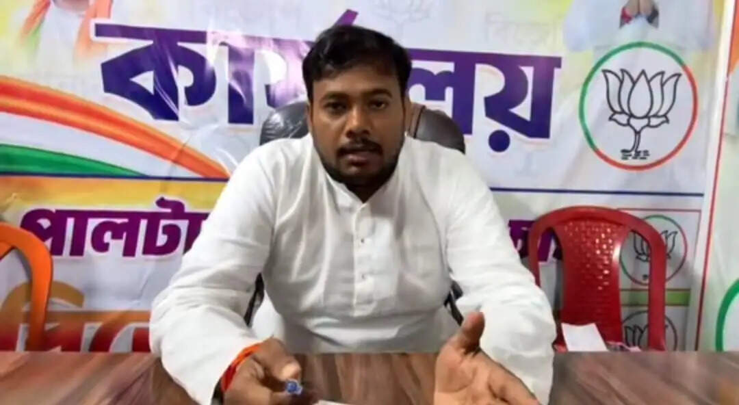 दोहरे निम्न दबाव से दक्षिण बंगाल में लगातार बारिश, बाढ़ की आशंका से खानाकुल में प्रशासन ने तेज की तैयारियां