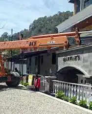 खुर्पाताल में अतिक्रमण ध्वस्तीकरण अभियान जारी