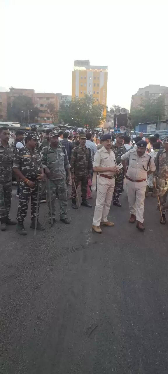 (अपडेट) सिरमटोली फ्लाईओवर रैंप के विरोध में आदिवासियों के झारखंड बंद का मिलाजुला असर