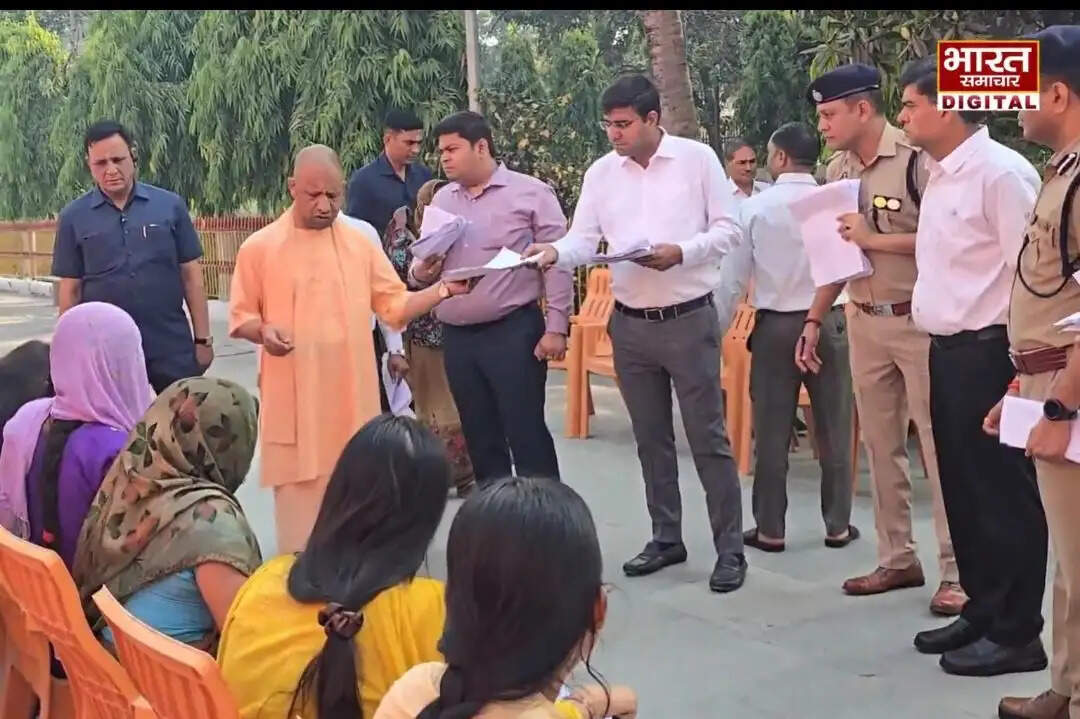 विशेष टीम गठित कर हो जमीनी विवादों का निस्तारण : मुख्यमंत्री