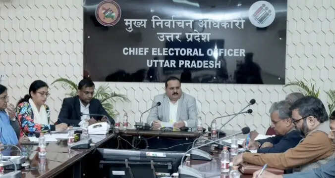 विशेष अभियान में कैम्प दिवसों पर मतदाता पंजीकरण के लिए नागरिकों ने बढ़-चढ़कर लिया हिस्सा