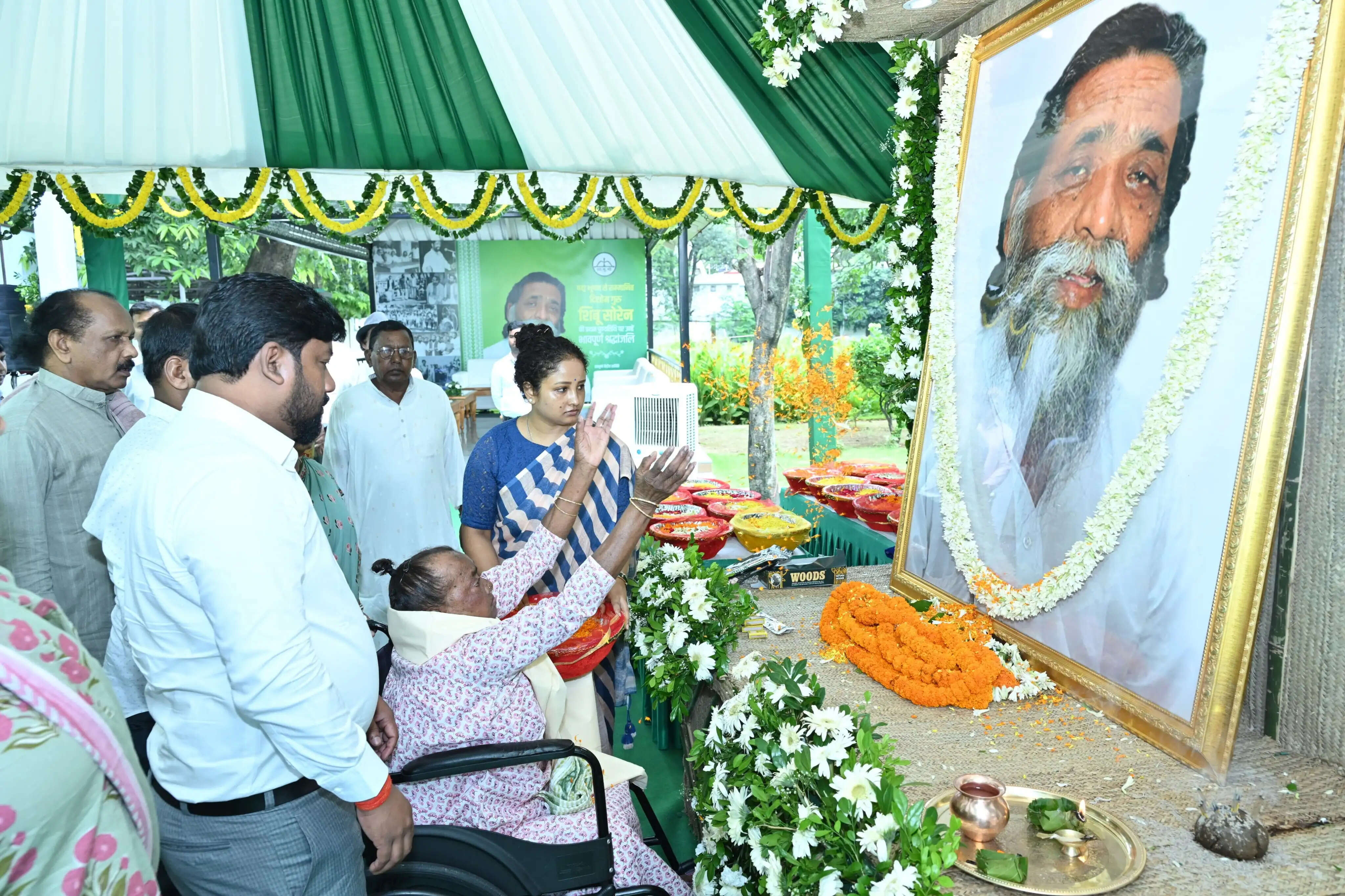 संघर्षों से ही खत्म होगा शोषण, आदिवासियों की एकता ही उनकी ताकत : मुख्यमंत्री