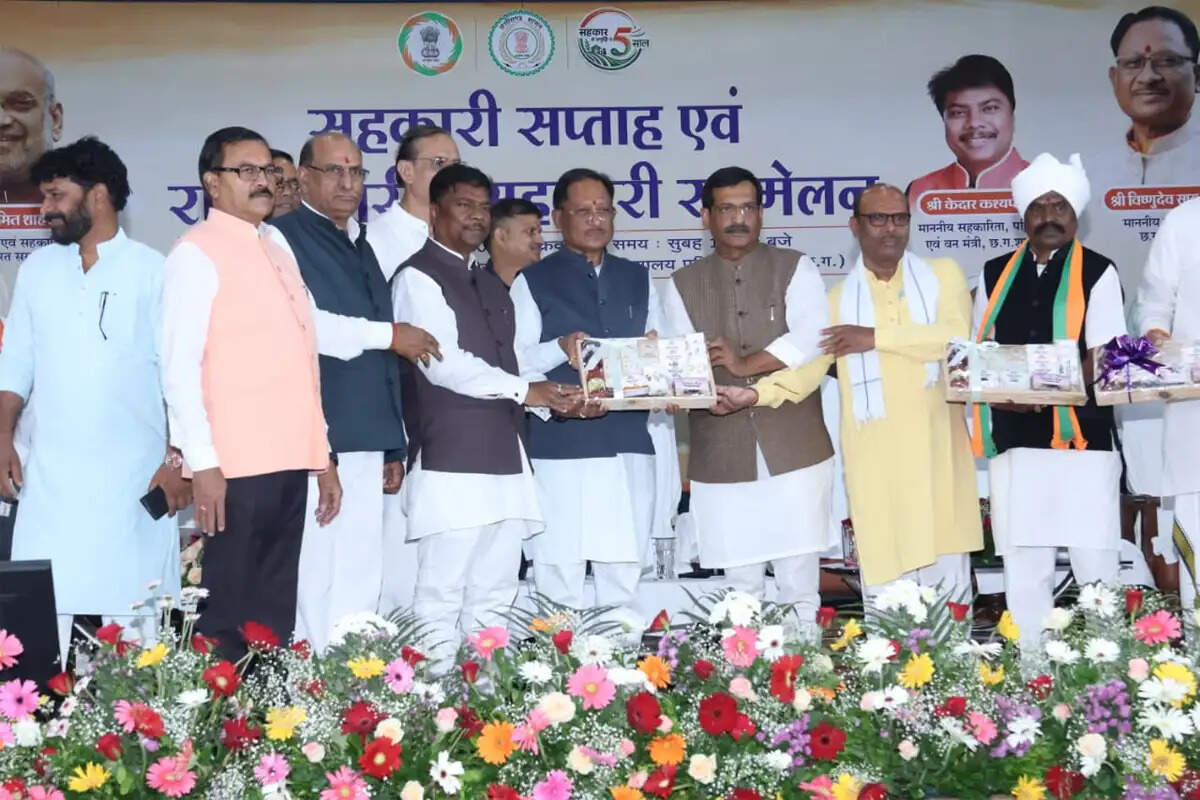 तेन्दूपत्ता संग्राहकों की समृद्धि सरकार की सर्वोच्च प्राथमिकता : केदार कश्यप