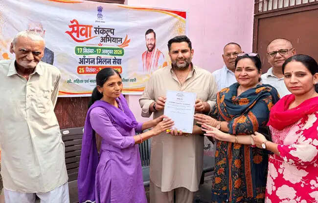 सोनीपत: जनकल्याणकारी योजनाओं का लाभ पहुंचाना सबकी जिम्मेदारी: निखिल मदान