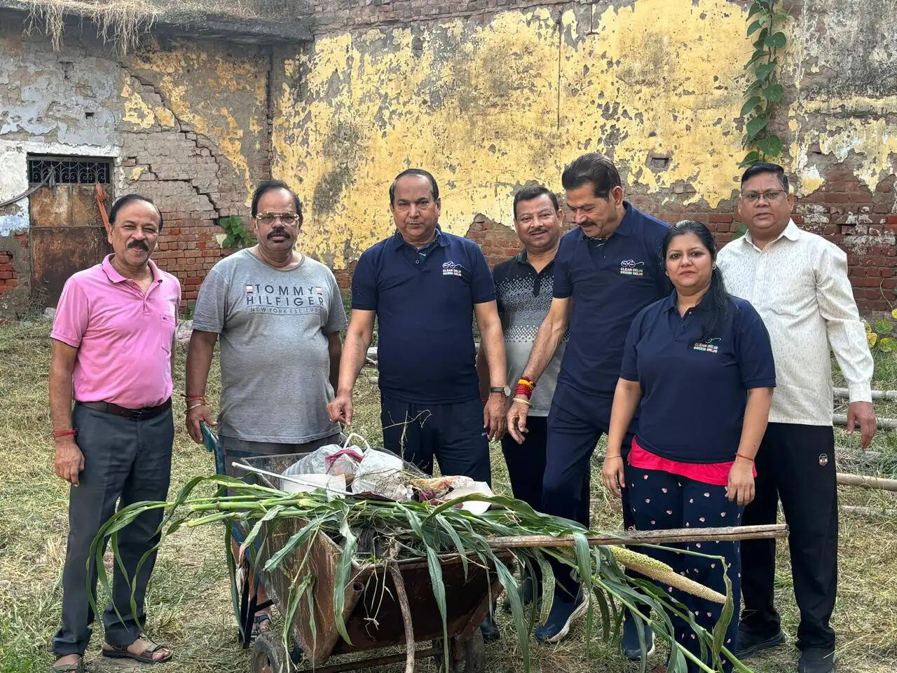 सेवा संकल्प अभियान के तहत कमला नेहरू पार्क में चला स्वच्छता अभियान