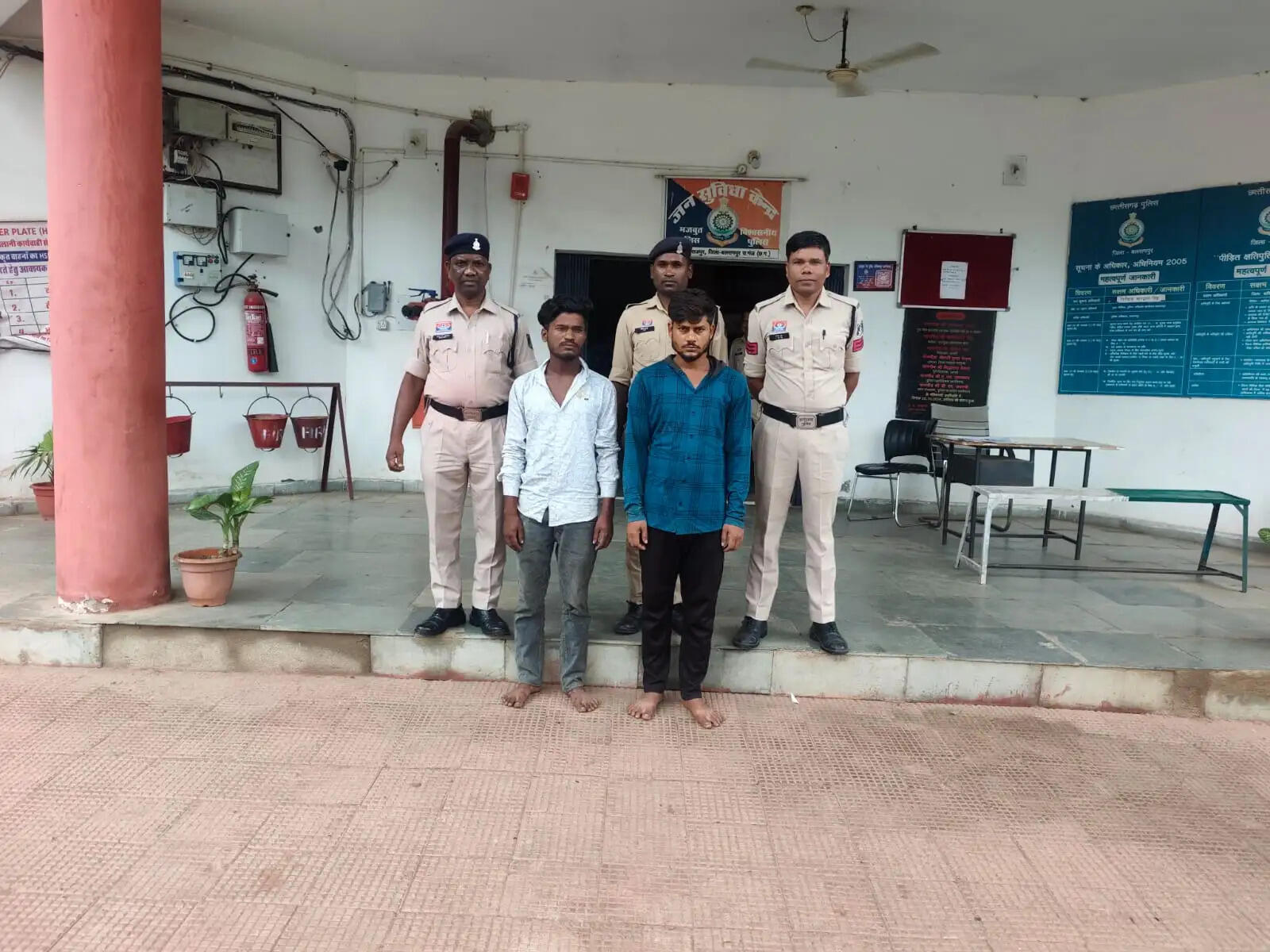 बलरामपुर : अवैध पशु परिवहन पर कार्रवाई, दो आरोपित गिरफ्तार
