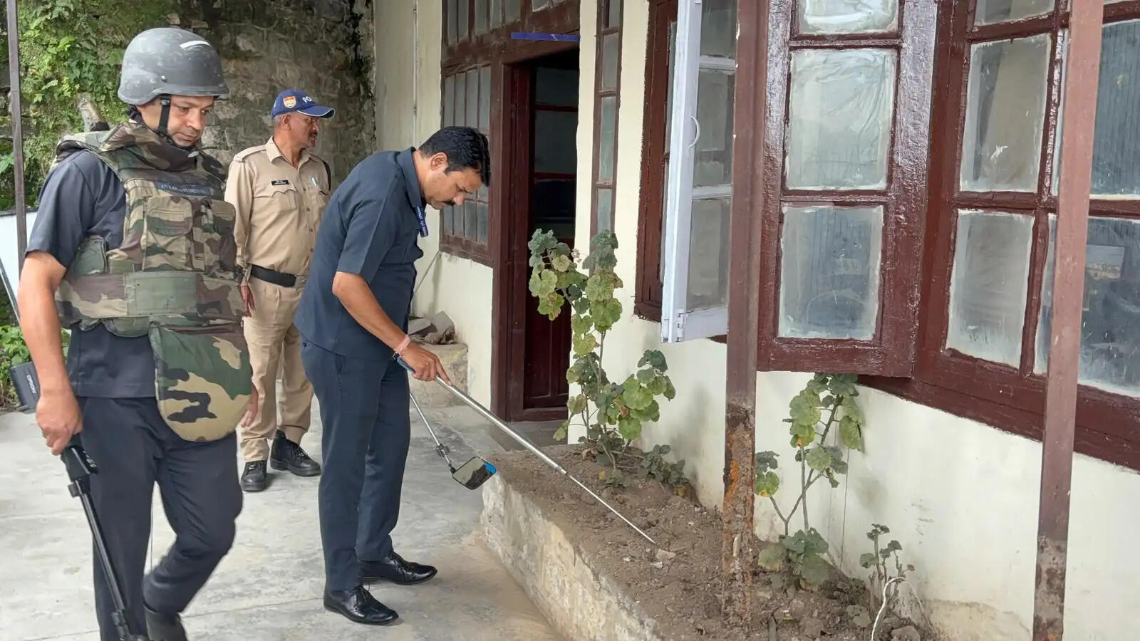 मसूरी नगर पालिका को बम से उड़ाने की धमकी, खाली कराया गया परिसर
