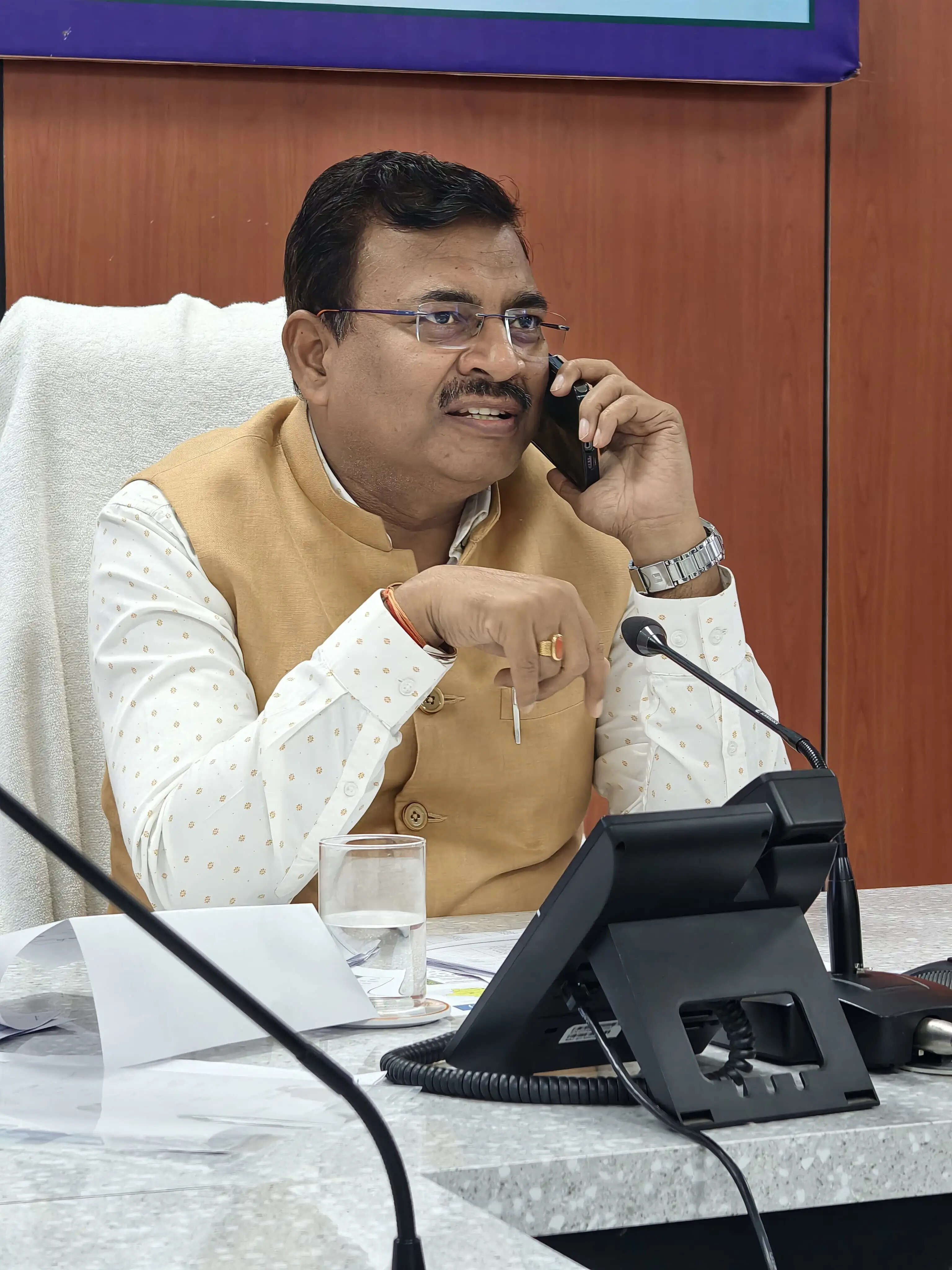 बारिश से उत्पन्न स्थिति की मुख्य सचिव ने की समीक्षा, सभी विभागों को अलर्ट मोड में रहने के निर्देश