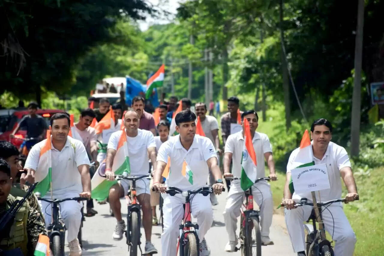 सुकमा: सीआरपीएफ 212 वीं बटालियन के द्वारा किस्टाराम में साइकिल रैली का किया आयोजन