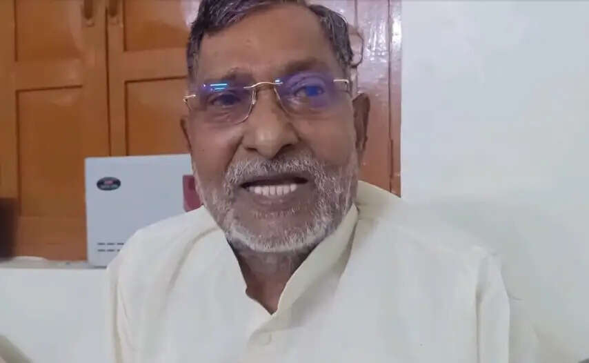 रामगोविंद चौधरी ने जेपी के वरदहस्त से राजनीति में बनाया था मुकाम, उन्हीें की कृपा से टिकट भी मिला