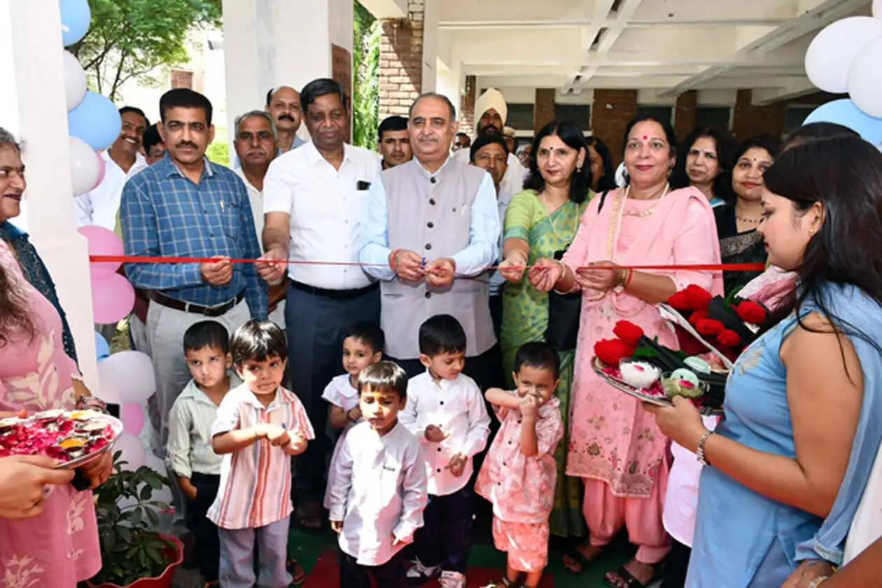 हिसार : प्रारंभिक बाल्यावस्था में सीखने के लिए अनुकूल वातावरण जरूरी : प्रो. बीआर कम्बोज
