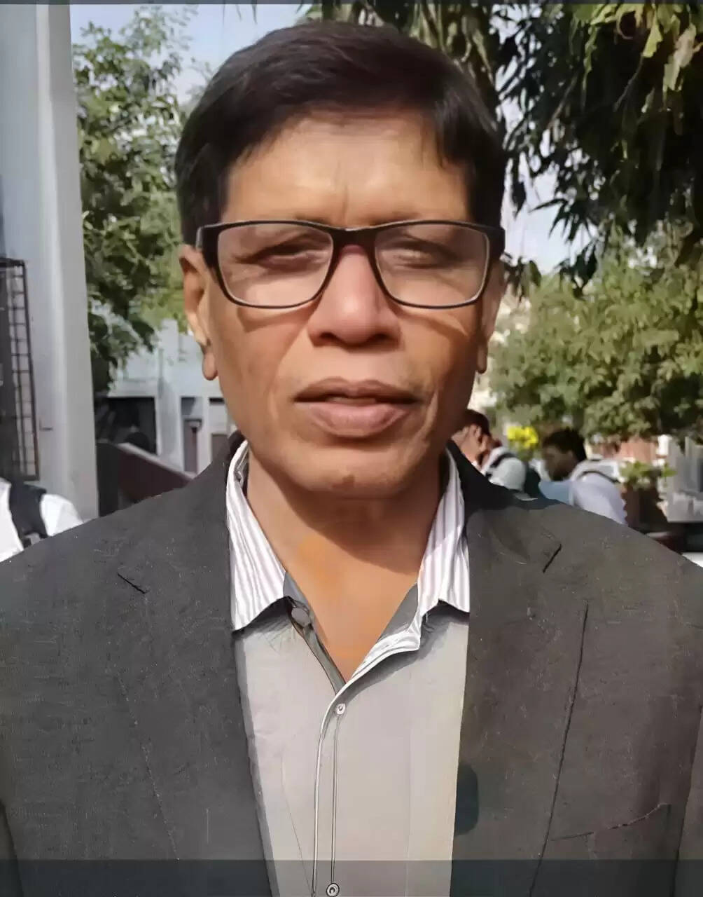 डॉ. वी.के. पांडेय बने एमएलएन मेडिकल कॉलेज प्रयागराज के प्राचार्य