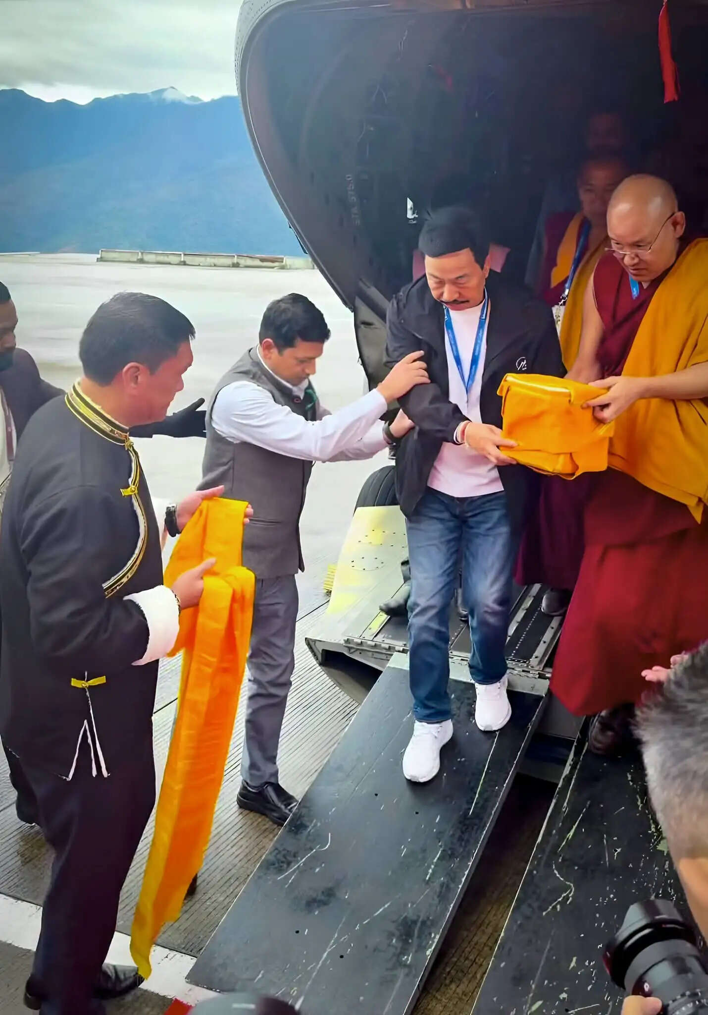 भगवान बुद्ध के पवित्र अवशेष तवांग पहुंचे