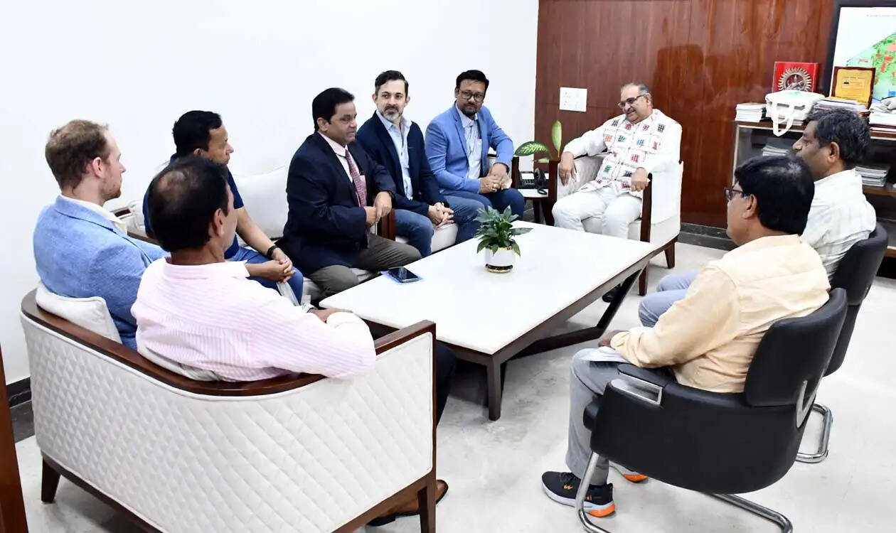 हिसार : धान की फसल में पानी की बचत के लिए एक प्रोजेक्ट पर काम करेंगे एफएओ व एचएयू