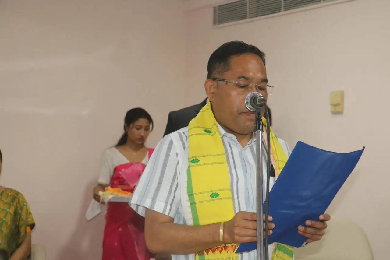 बीटीसी कार्यकारी परिषद में तीन नए कार्यकारी सदस्यों ने ली शपथ