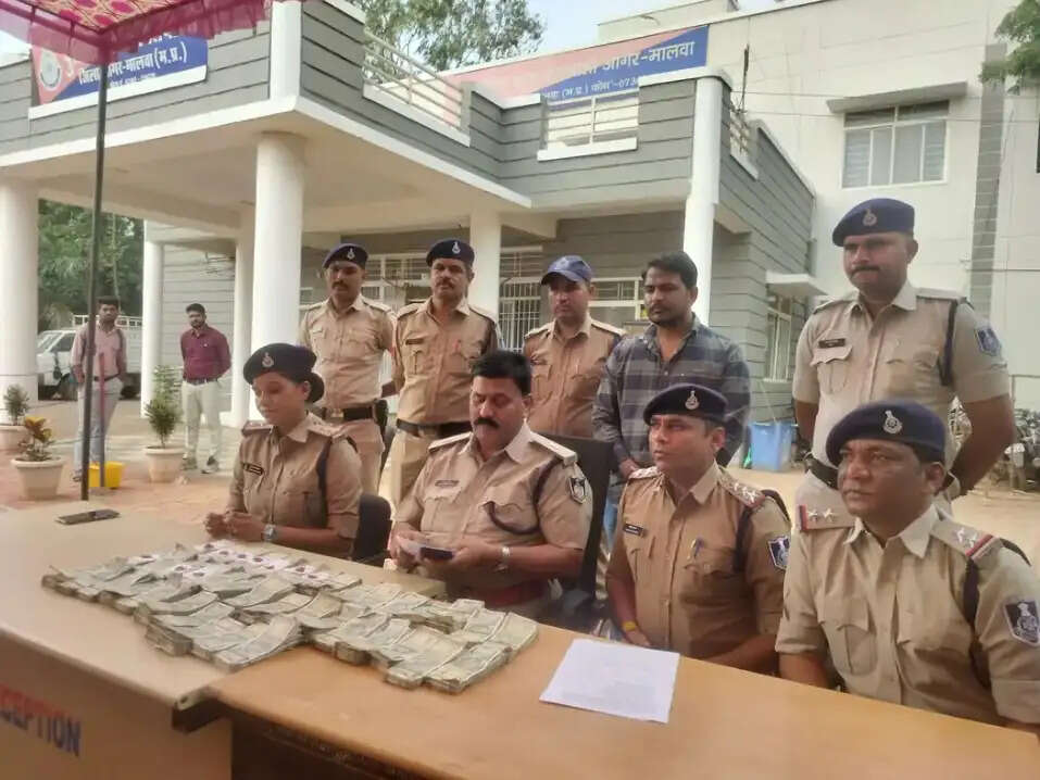 आगरमालवाः 45 लाख की ठगी करने वाला आरोपी यूपी से गिरफ्तार