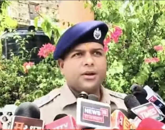महिला कांस्टेबल से रेप मामले में कांस्टेबल सस्पेंड