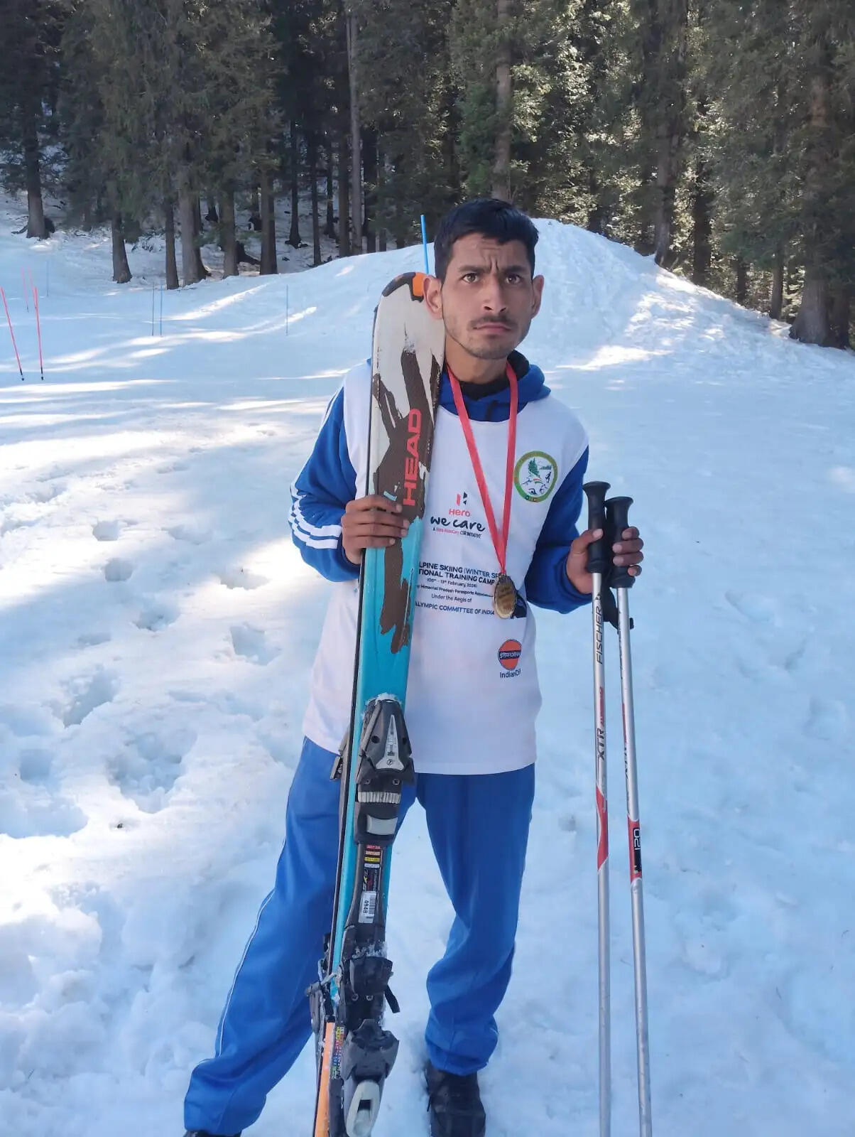 राष्ट्रीय पैरा अल्पाइन स्कीइंग में मंडी का दबदबा: उमेश को स्वर्ण और अतुल को मिला रजत पदक