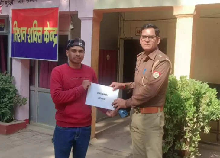 ऑनलाइन फ्रॉड में फंसे 30 हजार रुपये साइबर क्राइम टीम ने कराए वापस