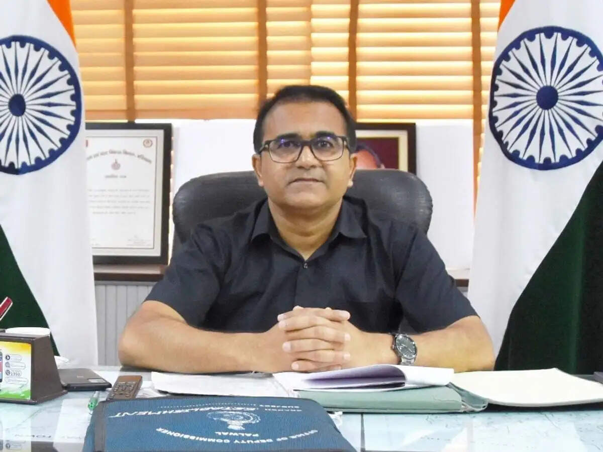 पलवल के छांयसा में अब स्थिति सामान्य, 11 फरवरी के बाद बीमारी से कोई मौत नहीं : उपायुक्त