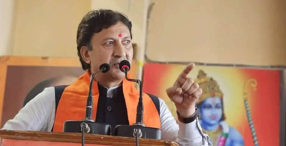 दिमागी नक्सलवाद को खाद-पानी देती रही कांग्रेस की तुष्टिकरण की राजनीति : प्रो सिकंदर कुमार