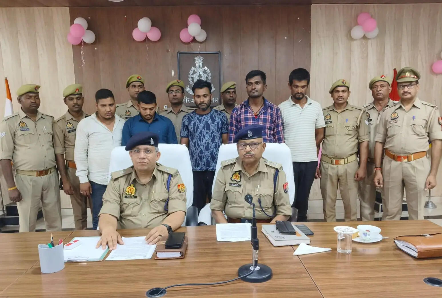 पचास लाख के गांजा संग 5 गिरफ्तार, उड़ीसा से लाकर पूर्वांचल में बेचते थे गांजा