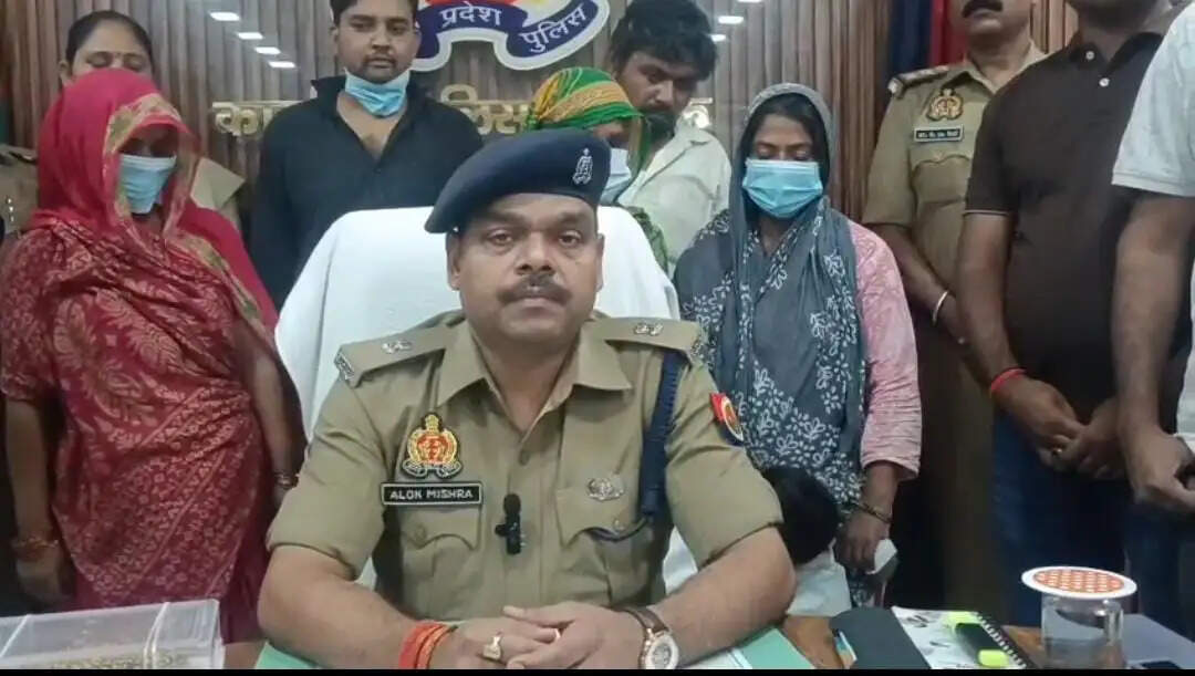 धोखाधड़ी करने वाले गिरोह का पर्दाफाश, पांच आरोपित गिरफ्तार