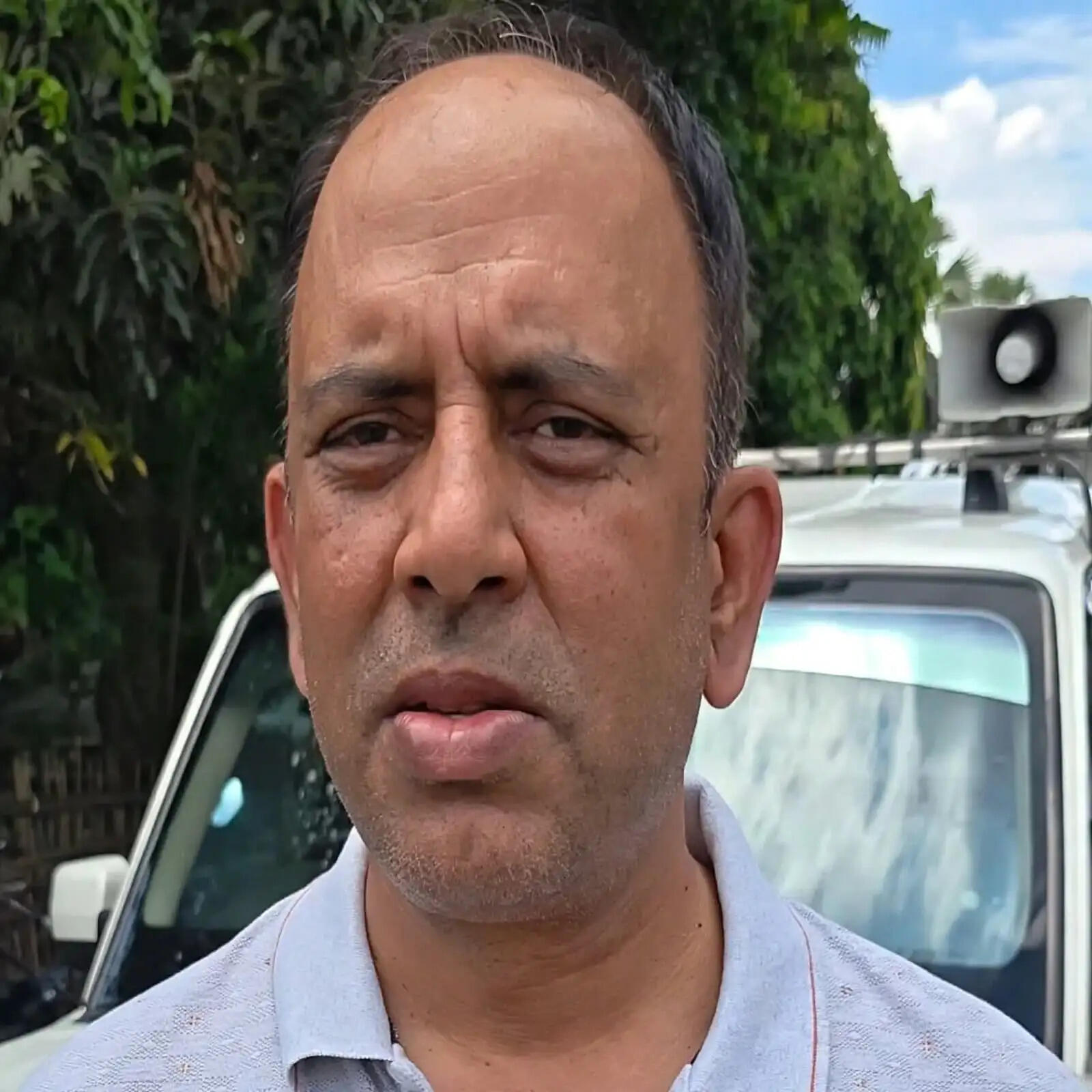 नेपाल से शादी कर आईं महिलाओं को नागरिकता दिलाने में मदद करें : एसडीएम
