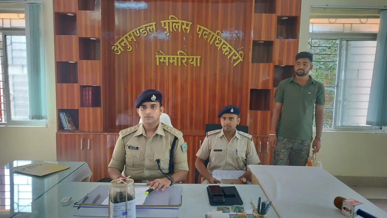 अफीम के साथ महिला गिरफ्तार