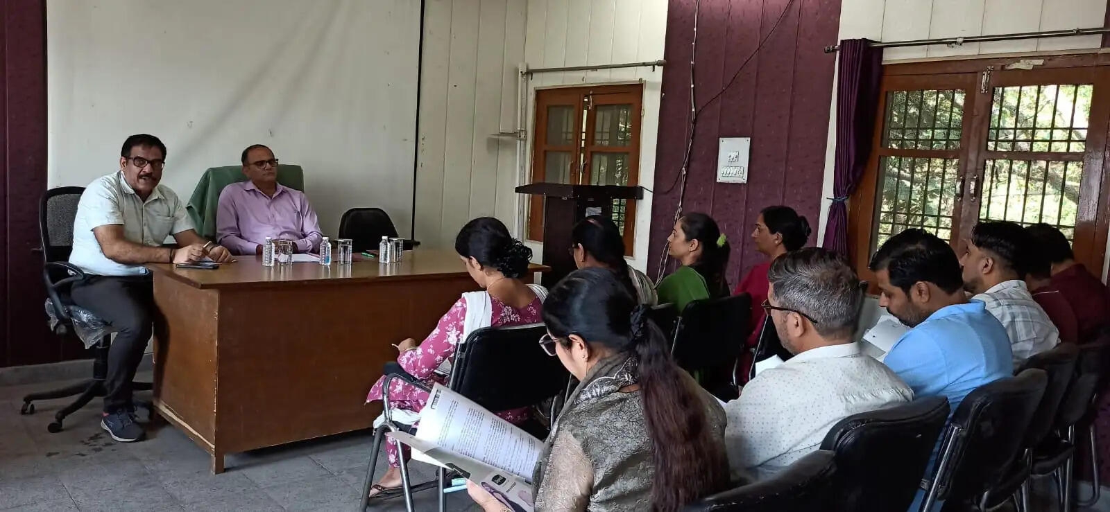 हमीरपुर खंड में सुख शिक्षा योजना के लाभार्थियों को दी 36.32 लाख रुपये की मदद