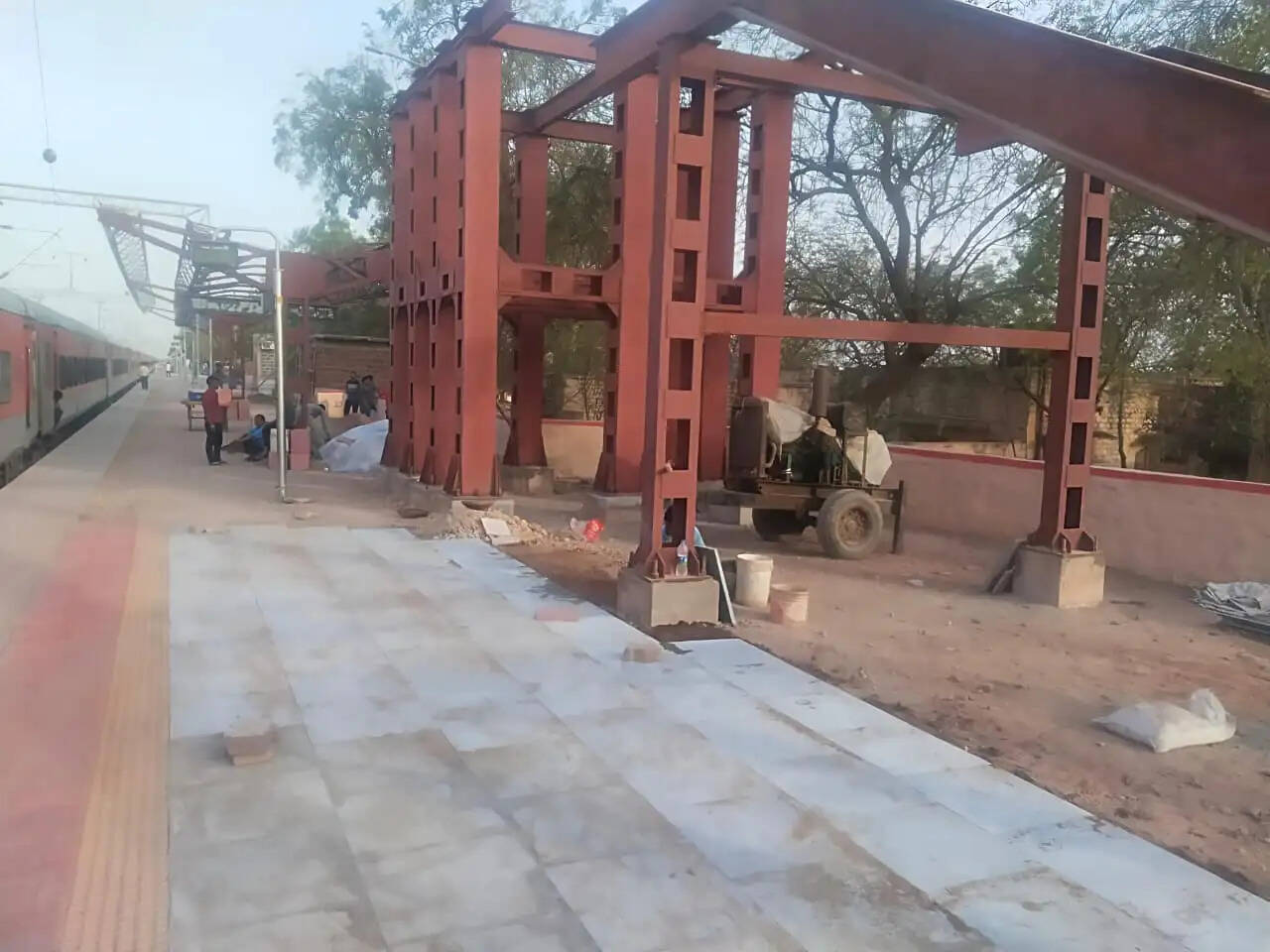 साढे तीन करोड़ रुपये से बदल रही पोकरण रेलवे स्टेशन की तस्वीर