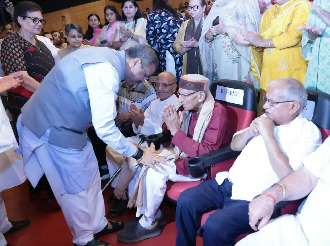 सत्ता बचाने के लिए तत्कालीन कांग्रेस सरकार ने लोकतंत्र और संविधान का गला घोंटा : धर्मेंद्र प्रधान