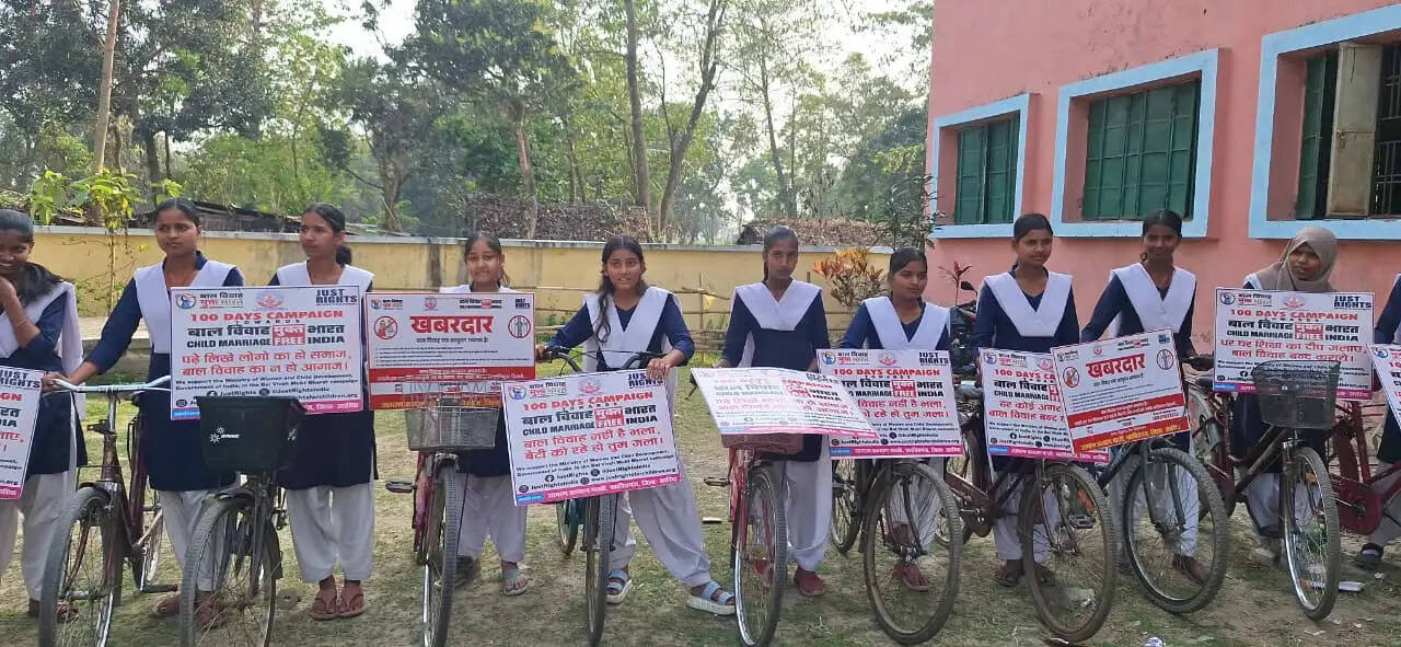 बाल विवाह मुक्ति जागरूकता के लिए निकाली गई साइकिल रैली