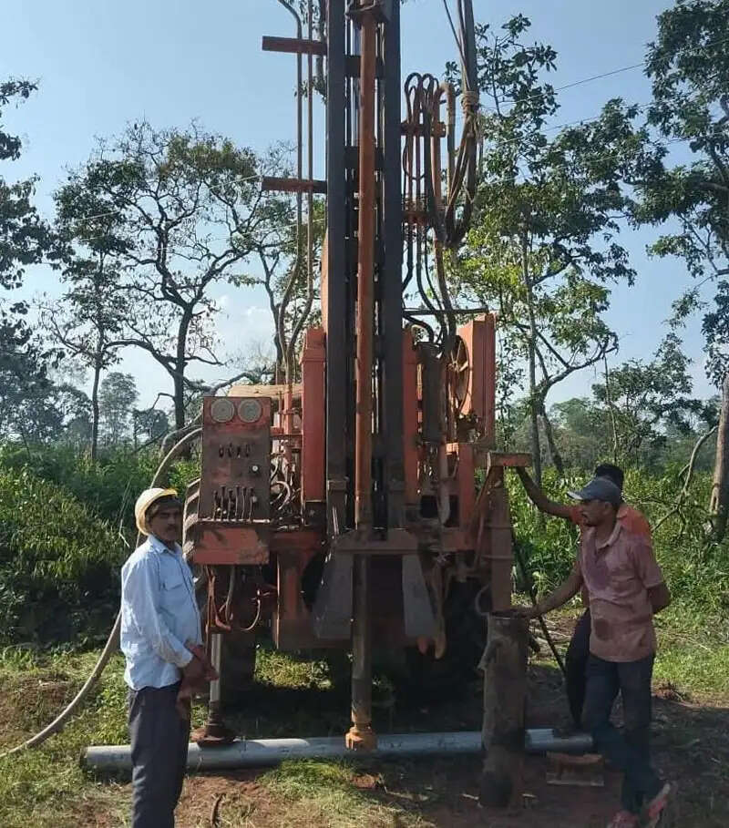 सेवा संकल्प से संवरती जि़ंदगी : अब नारायणपुर के दूरस्थ अबुझमाड़ के नयापारा में भी पहुंचेगा शुद्ध पेयजल