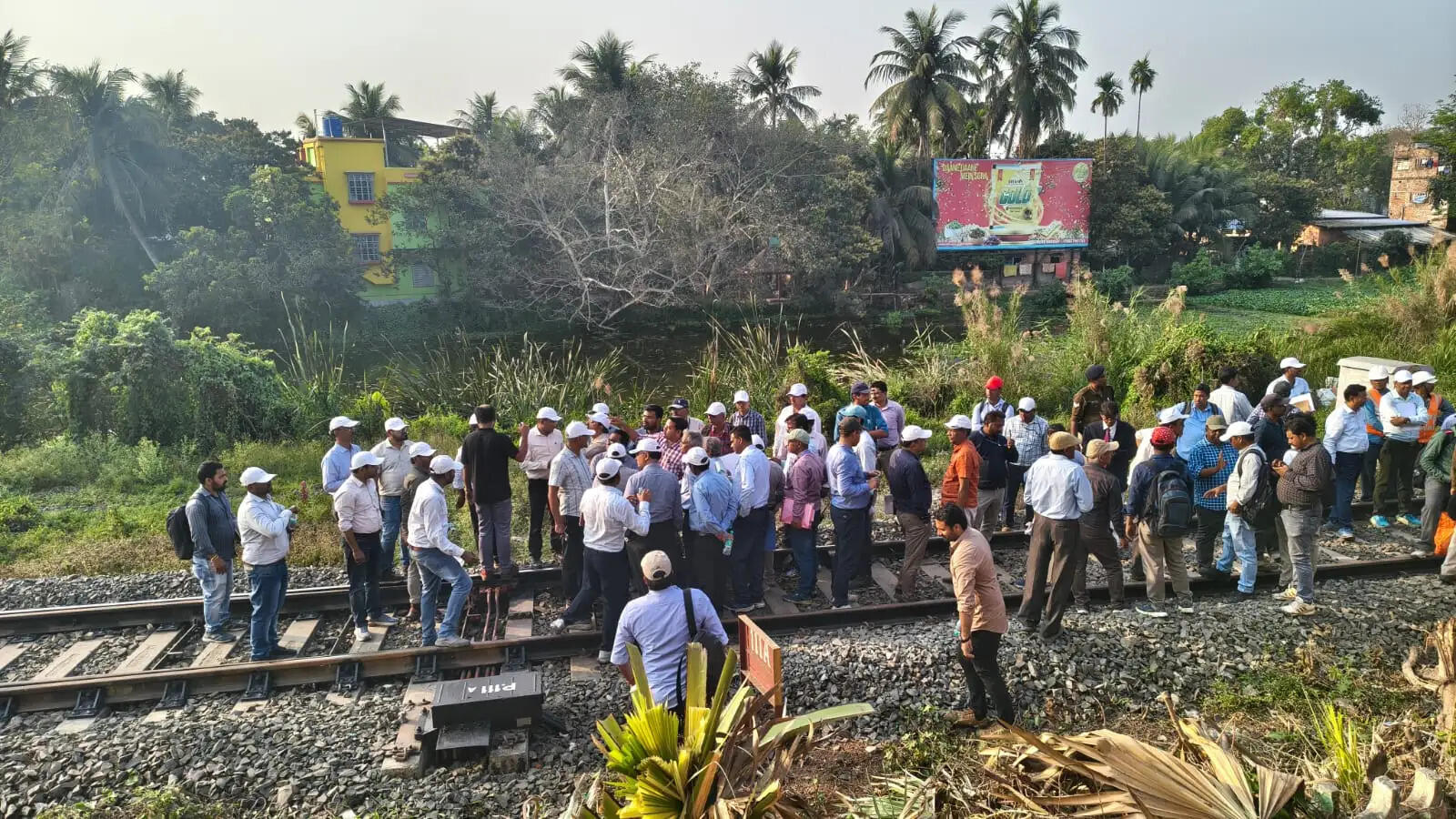 रेलवे सुरक्षा आयुक्त ने संतरागाछी–सांकराइल लिंक लाइन का किया निरीक्षण