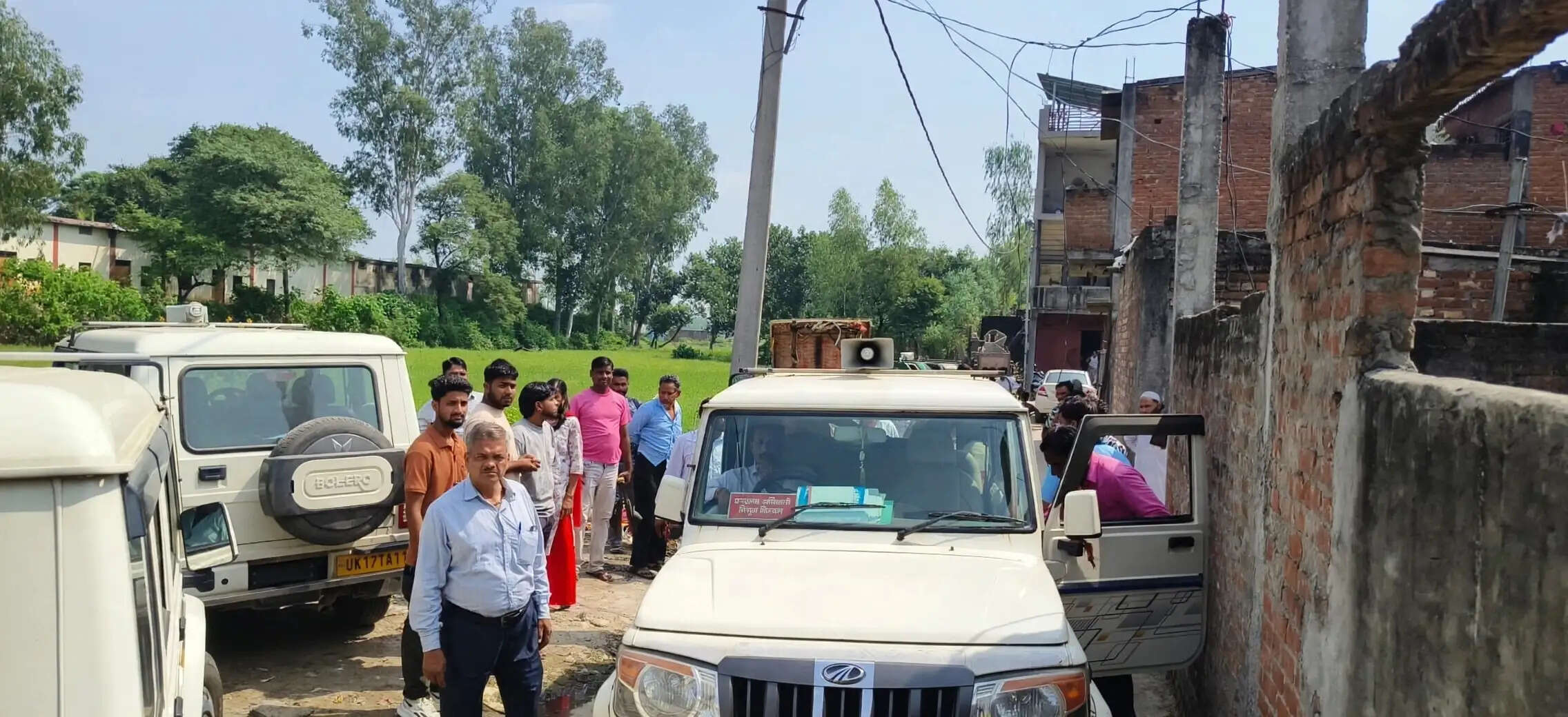 बिजली चोरी के खिलाफ अभियान, 32 घरों में पकड़ी गई कटिया